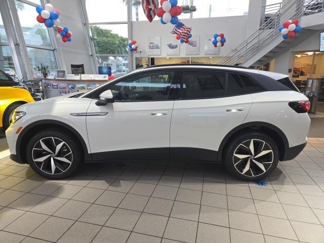new 2025 Volkswagen ID.4 car