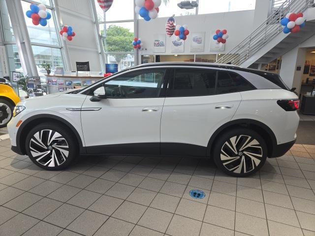 new 2025 Volkswagen ID.4 car, priced at $58,321