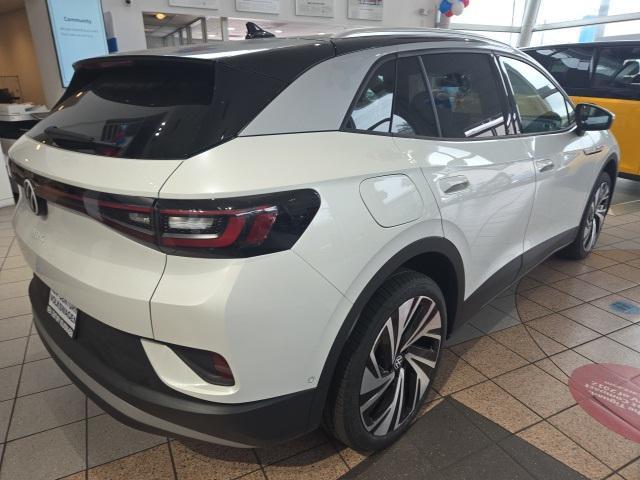 new 2025 Volkswagen ID.4 car, priced at $58,321