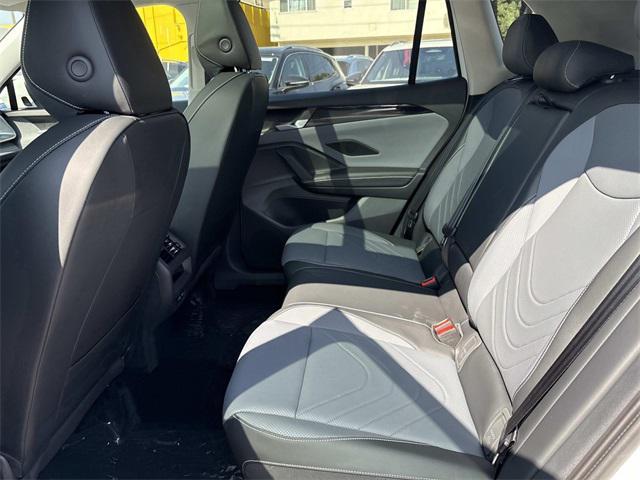 new 2025 Volkswagen Tiguan car, priced at $36,382