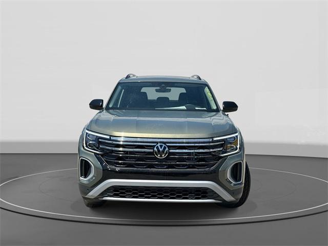 new 2025 Volkswagen Atlas car, priced at $45,899