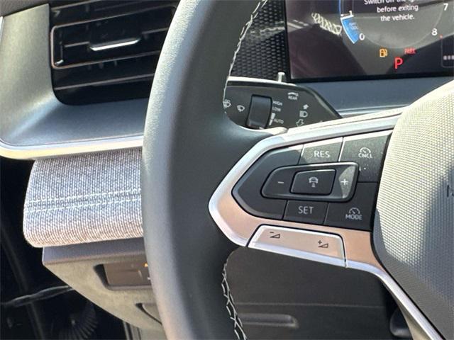 new 2025 Volkswagen Tiguan car, priced at $30,382