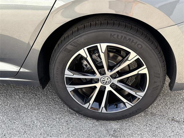 used 2024 Volkswagen Jetta car, priced at $21,500