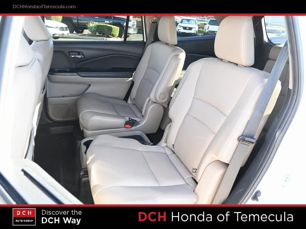 used 2022 Honda Pilot car, priced at $31,244