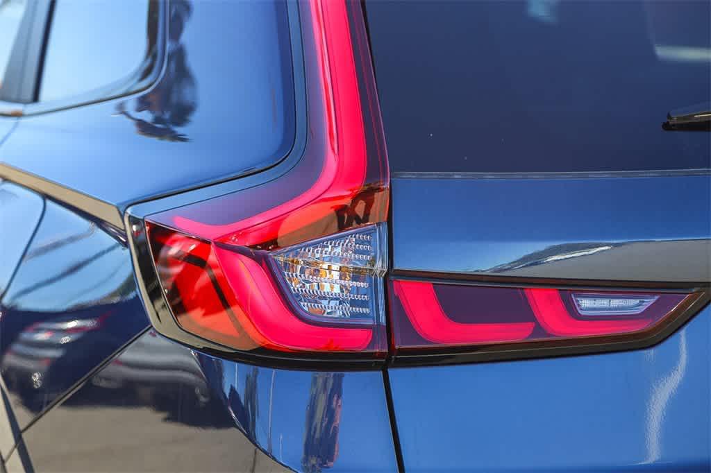 new 2026 Honda CR-V Hybrid car, priced at $41,675