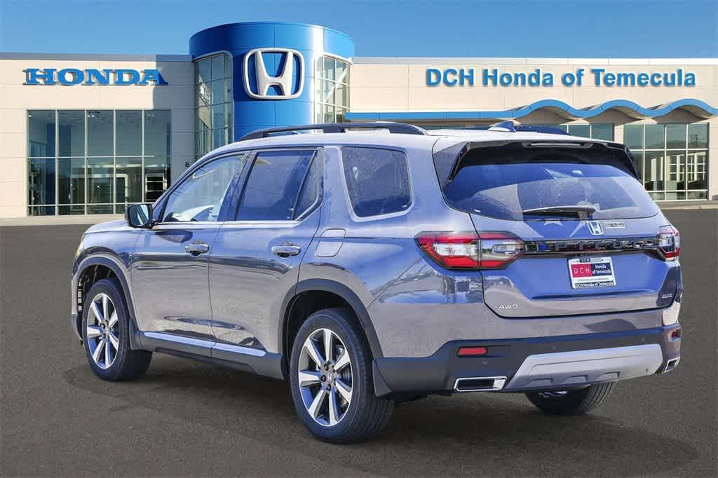new 2025 Honda Pilot car, priced at $54,575