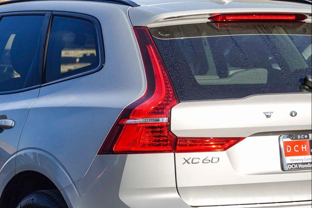 used 2025 Volvo XC60 car, priced at $37,995