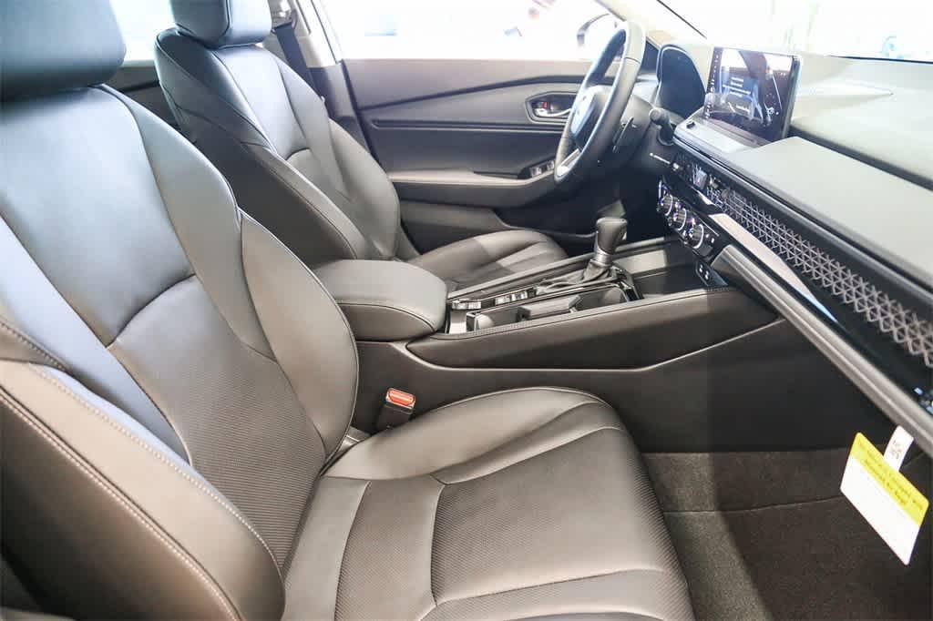new 2025 Honda Accord Hybrid car, priced at $40,450