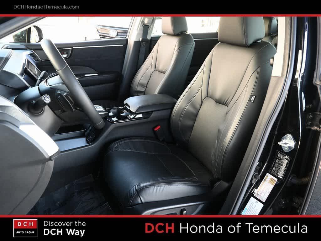 used 2018 Honda Clarity Plug-In Hybrid car, priced at $15,421