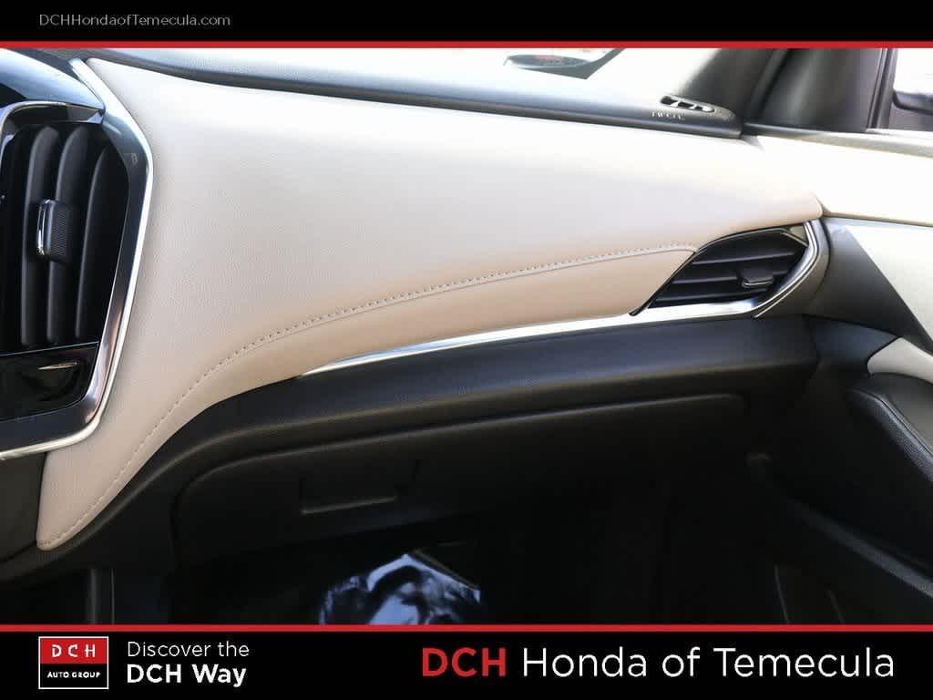 used 2023 Chevrolet Traverse car, priced at $26,200