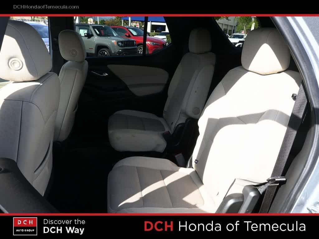 used 2023 Chevrolet Traverse car, priced at $26,200