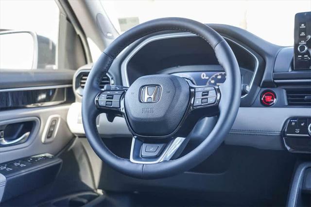 used 2025 Honda Pilot car, priced at $48,613