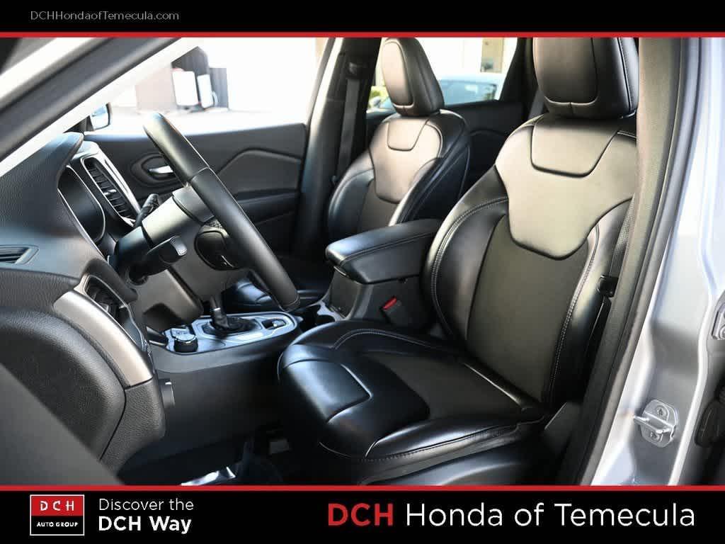 used 2019 Jeep Cherokee car, priced at $13,461