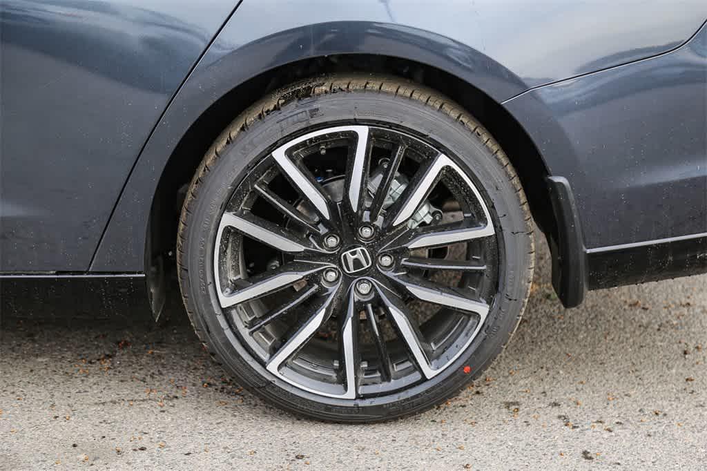 new 2025 Honda Accord Hybrid car, priced at $40,495