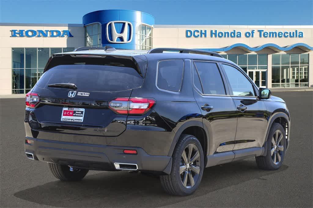 new 2025 Honda Pilot car, priced at $56,075