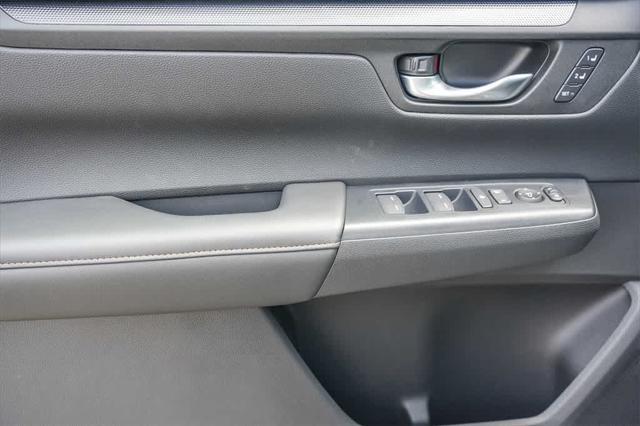 new 2025 Honda CR-V Hybrid car, priced at $40,545