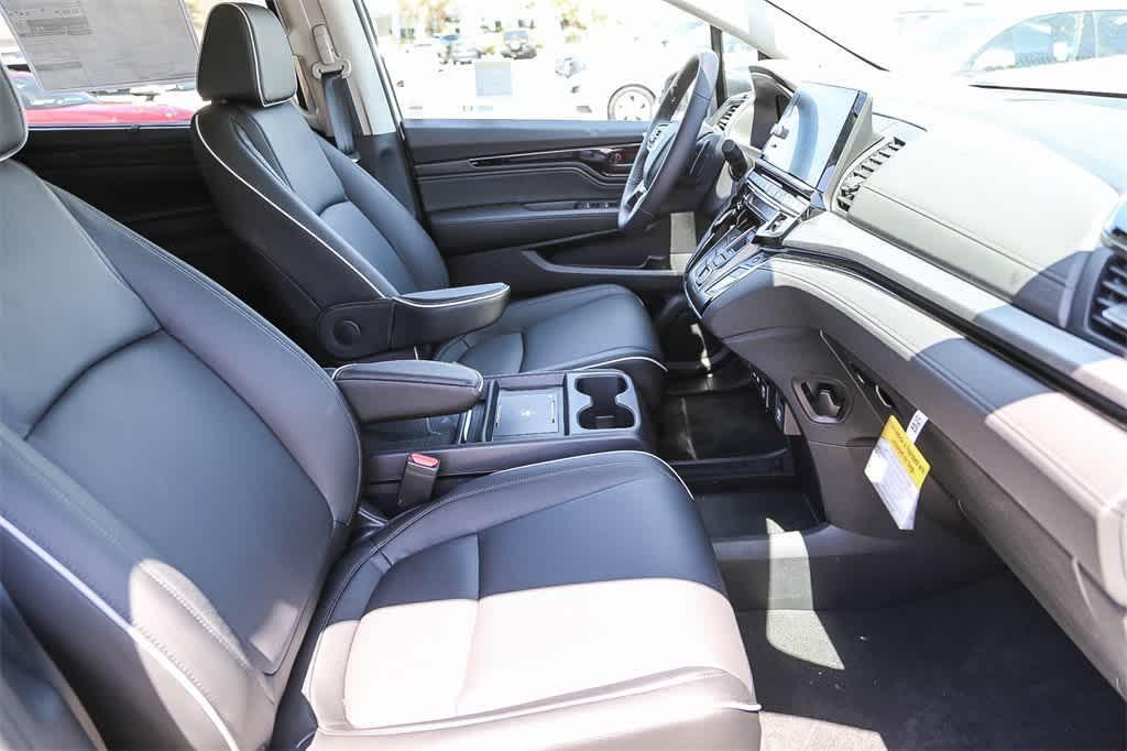 new 2025 Honda Odyssey car, priced at $48,360