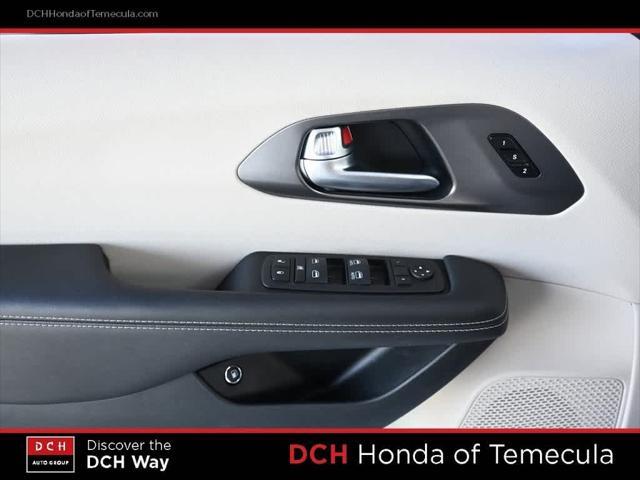 used 2024 Chrysler Pacifica Hybrid car, priced at $34,200