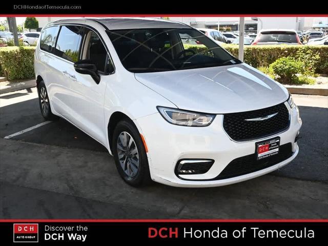 used 2024 Chrysler Pacifica Hybrid car, priced at $34,200