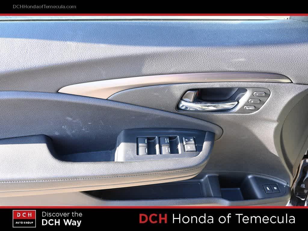 used 2022 Honda Pilot car, priced at $33,664