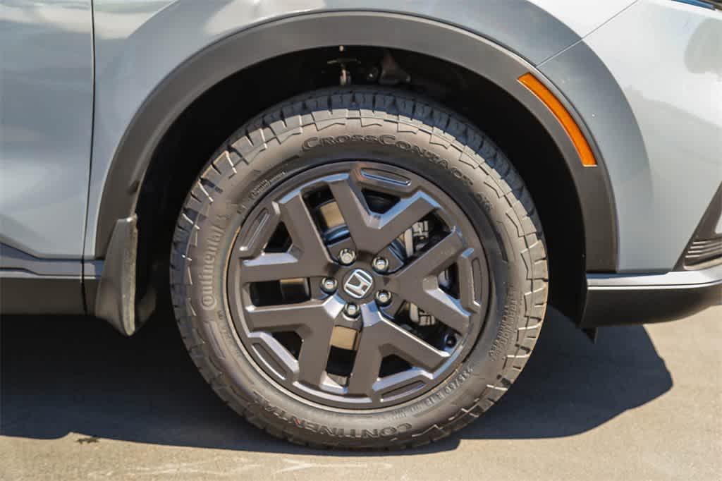 new 2026 Honda CR-V Hybrid car, priced at $40,650