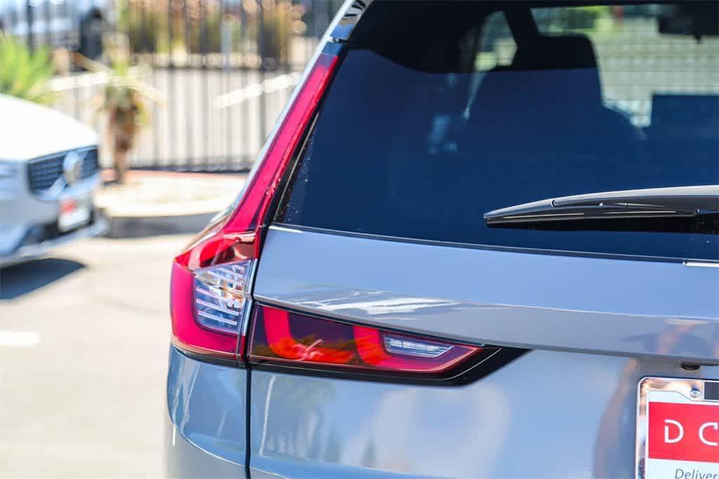 new 2026 Honda CR-V Hybrid car, priced at $40,650