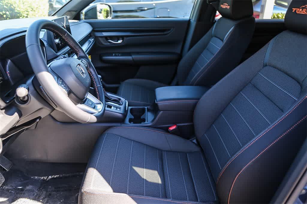 new 2026 Honda CR-V Hybrid car, priced at $40,650