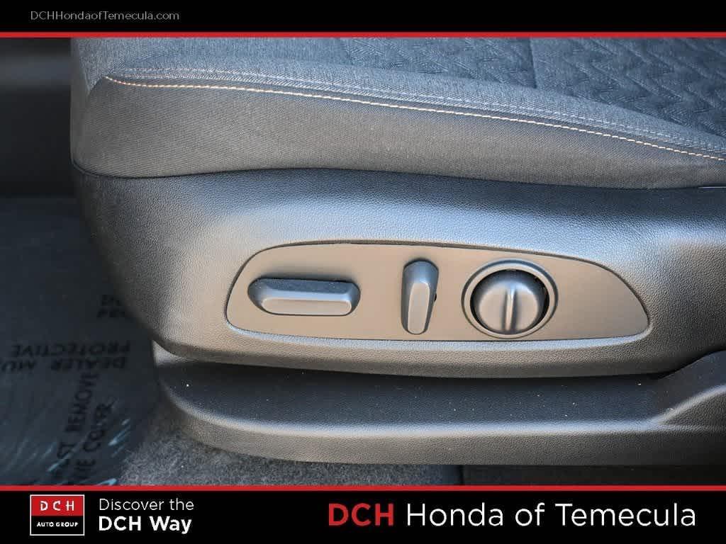 used 2022 Chevrolet Equinox car, priced at $15,601