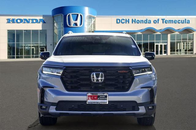 new 2025 Honda Pilot car, priced at $50,795