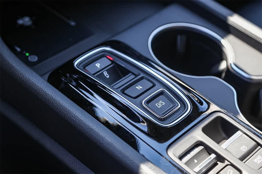 new 2025 Honda Pilot car, priced at $51,350