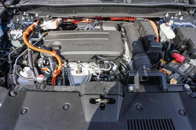 new 2025 Honda CR-V Hybrid car, priced at $40,545