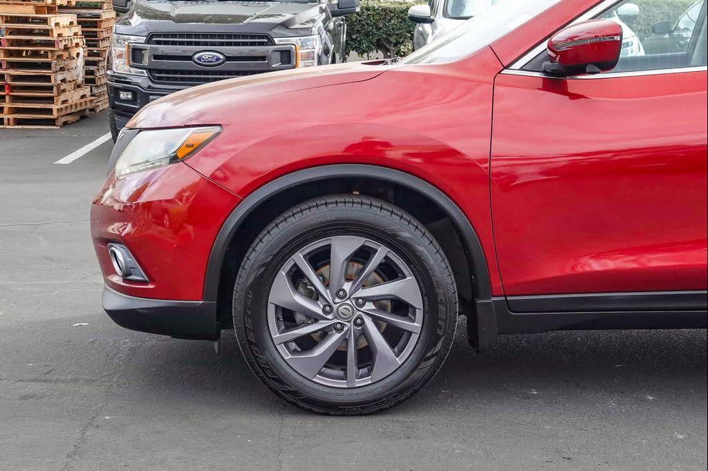 used 2016 Nissan Rogue car, priced at $13,155