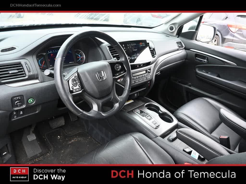 used 2022 Honda Pilot car, priced at $33,400