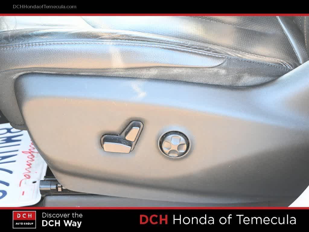 used 2018 Chrysler Pacifica car, priced at $14,490