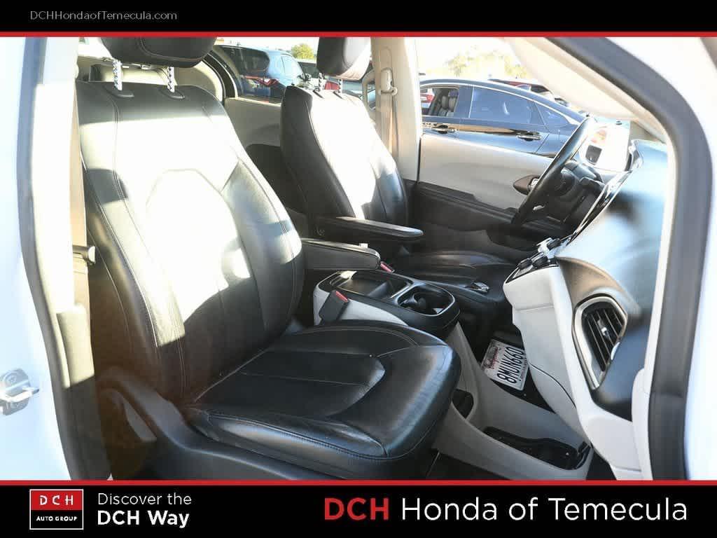 used 2018 Chrysler Pacifica car, priced at $14,490