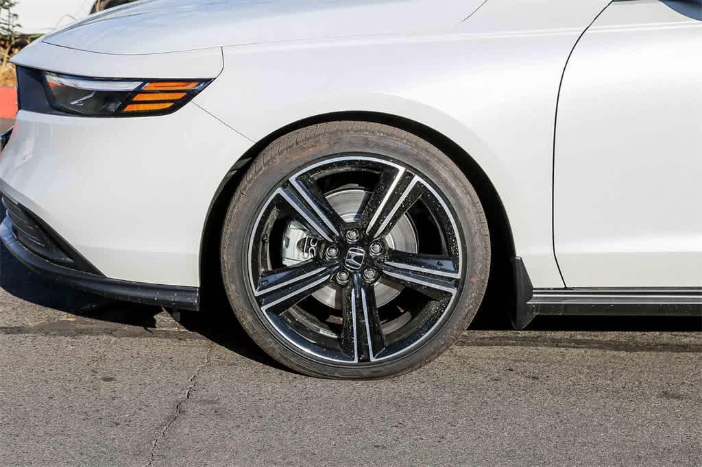 new 2025 Honda Accord Hybrid car, priced at $35,260
