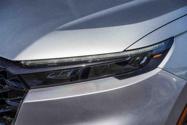 new 2025 Honda CR-V Hybrid car, priced at $39,045