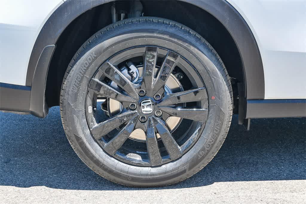 new 2026 Honda HR-V car, priced at $29,905