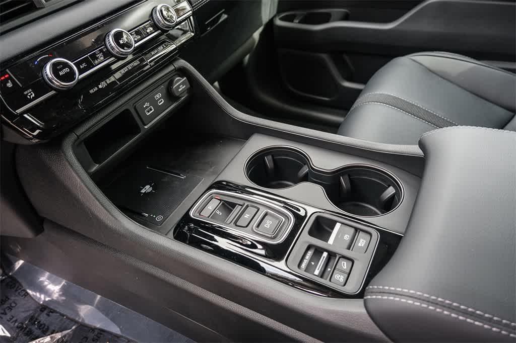 new 2025 Honda Pilot car, priced at $46,180