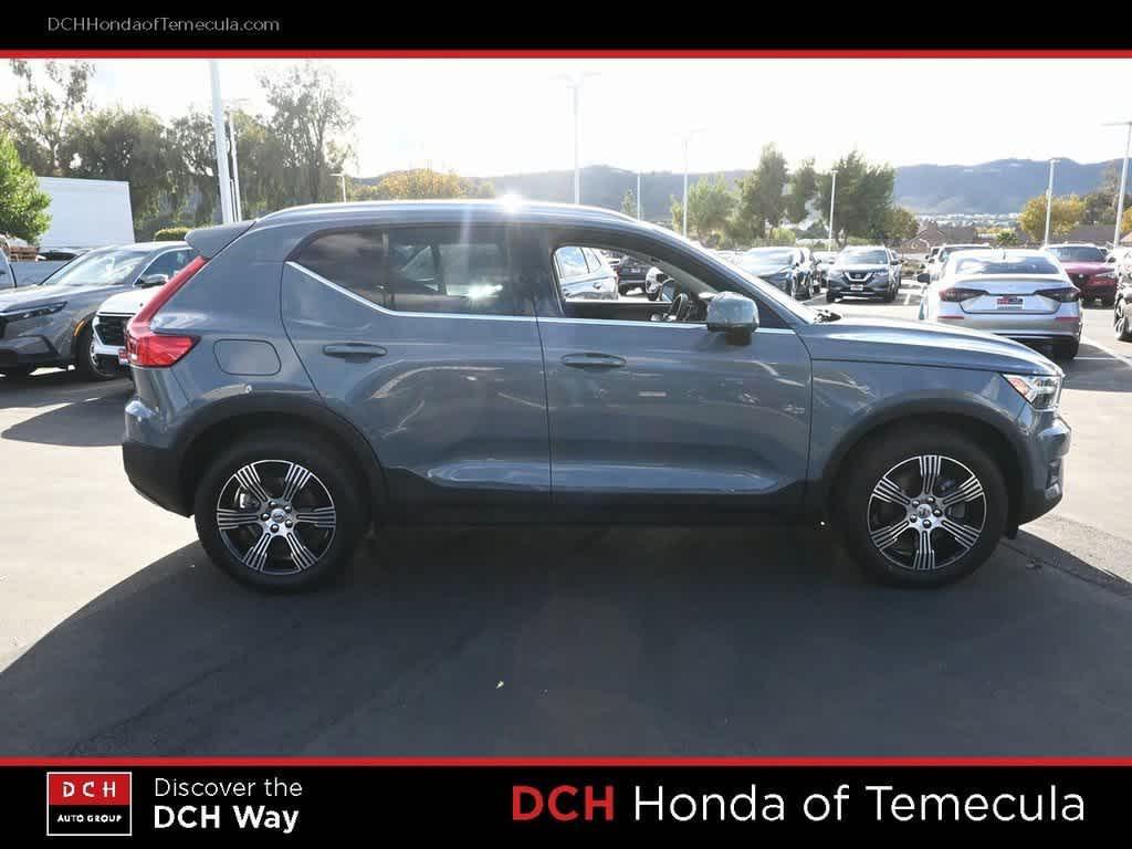 used 2021 Volvo XC40 car, priced at $22,157