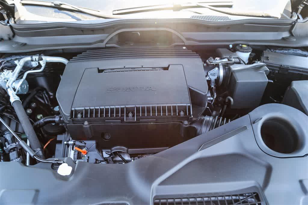 new 2025 Honda Pilot car, priced at $56,075