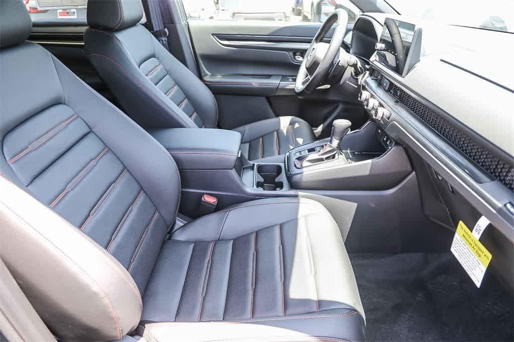 new 2026 Honda CR-V Hybrid car, priced at $41,675