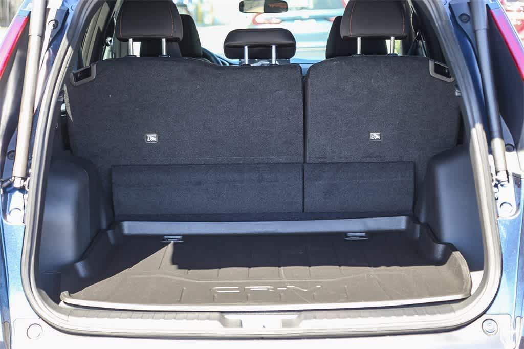 new 2026 Honda CR-V Hybrid car, priced at $40,195