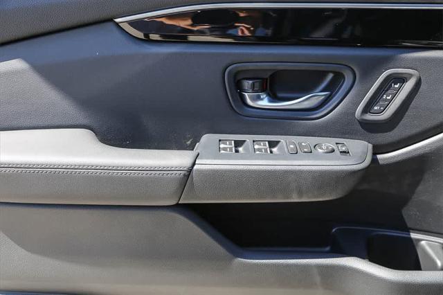 new 2025 Honda Pilot car, priced at $52,950