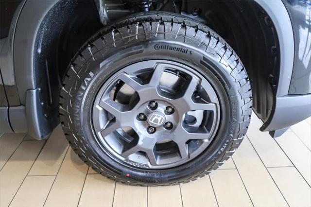 new 2025 Honda Pilot car, priced at $50,850