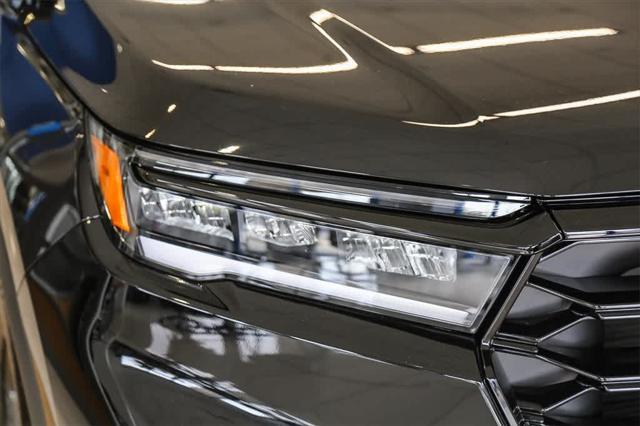new 2025 Honda Pilot car, priced at $50,850