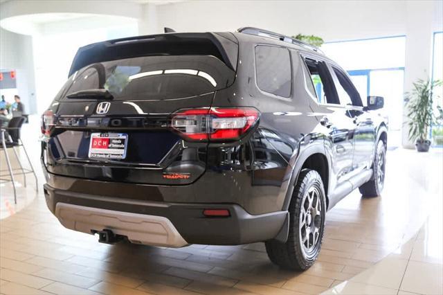 new 2025 Honda Pilot car, priced at $50,850