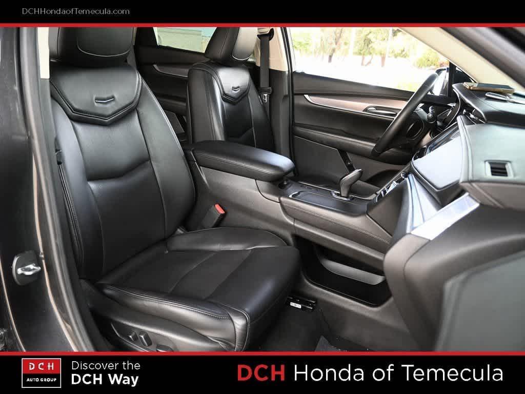 used 2017 Cadillac XT5 car, priced at $15,653