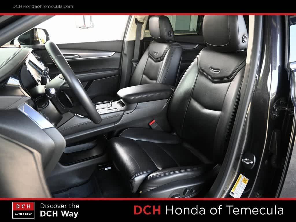 used 2017 Cadillac XT5 car, priced at $15,653