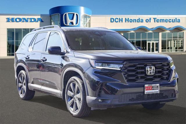 new 2025 Honda Pilot car, priced at $43,695